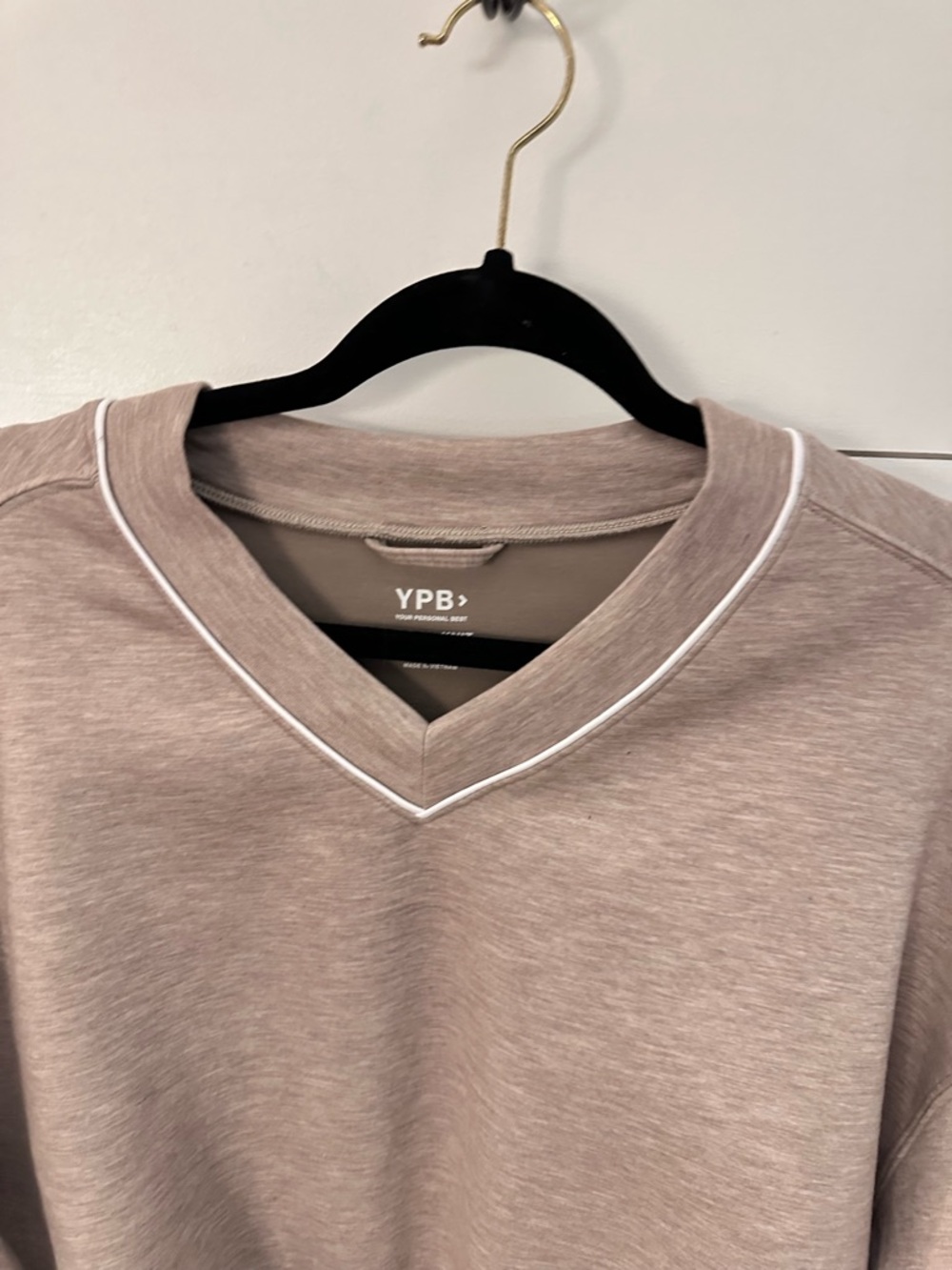 YPB S V Neck tan white stripe quiet luxury activewear stretchy sweatshirt casual - Picture 9 of 16